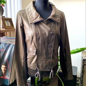 Vintage Leather Bomber Jacket